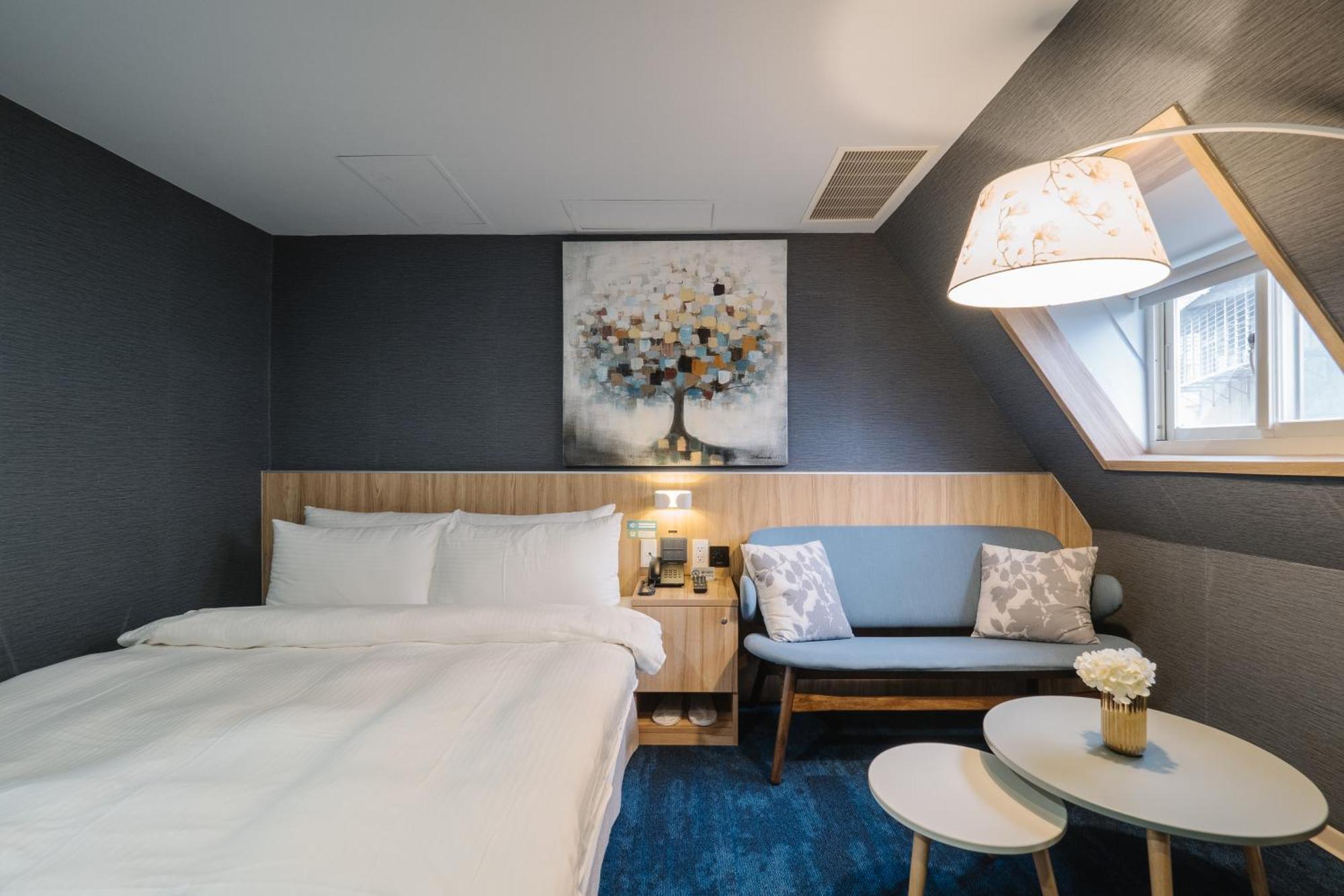 Hotel Attic Taipei Exterior photo