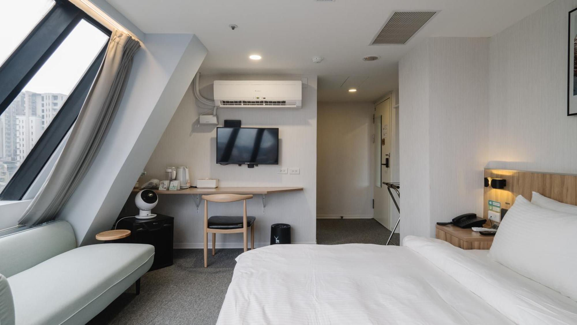Hotel Attic Taipei Exterior photo